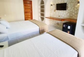 Quarto Triplo - Pousada Vila Dubai